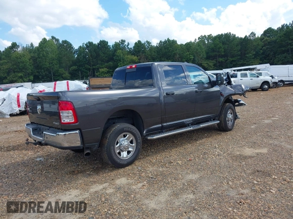 ✅ 2024 Ram 2500 Tradesman • VIN: 3C6UR5CL8RG326557 • Lot: 42962284. Wystawiony na IAAI z przebiegiem 35 478 mil. Bezpłatny archiwum sprzedaży aukcyjnych z USA i szczegółowy raport historii pojazdu na DreamBid. Zdjęcie 4.