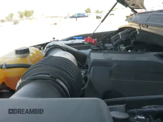 ✅ 2019 Ford F-150 XL • VIN: 1FTFW1E43KFA43726 • Lot: 42459027. Wystawiony na IAAI z przebiegiem 92 926 mil. Bezpłatny archiwum sprzedaży aukcyjnych z USA i szczegółowy raport historii pojazdu na DreamBid. Zdjęcie 19.