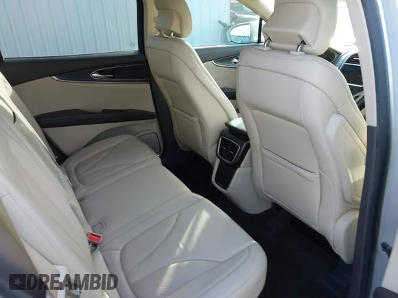 ✅ 2019 Lincoln Nautilus Select • VIN: 2LMPJ6K94KBL32261 • Lot: 44078813. Listed on IAAI with 76,595 mi. Free auction sales archive from the USA and detailed vehicle history report at DreamBid. Image 8.
