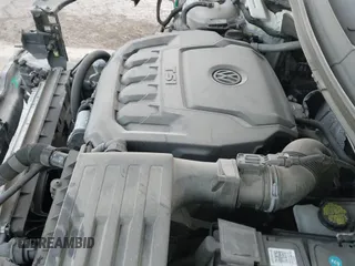 ✅ 2020 Volkswagen Tiguan SE • VIN: 3VV3B7AX1LM083467 • Lot: 43348115. Listed on IAAI with 47,675 mi. Free auction sales archive from the USA and detailed vehicle history report at DreamBid. Image 21.