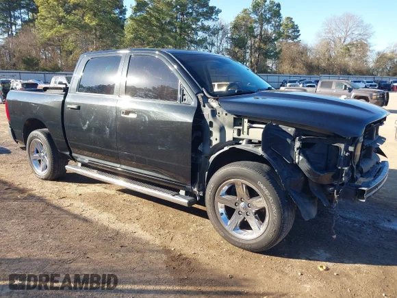 ✅ 2016 Ram 1500 Tradesman • VIN: 1C6RR7KG5GS303782 • Lot: 44000990. Wystawiony na IAAI z przebiegiem 163 825 mil. Bezpłatny archiwum sprzedaży aukcyjnych z USA i szczegółowy raport historii pojazdu na DreamBid. Zdjęcie 1.