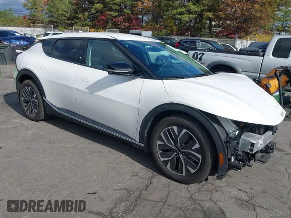 ✅ 2024 Kia EV6 Wind • VIN: KNDC3DLC6R5188105 • Lot: 43581347. Listed on IAAI with 13,773 mi. Free auction sales archive from the USA and detailed vehicle history report at DreamBid. Image 1.