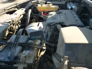 ✅ 2016 Toyota RAV4 XLE • VIN: 2T3WFREV3GW238688 • Лот: 43479172. Опубликован ранее на IAAI с пробегом 146 512 миль. Бесплатный доступ к архиву аукционных продаж из США и подробный отчёт об истории автомобиля на DreamBid. Изображение 20.