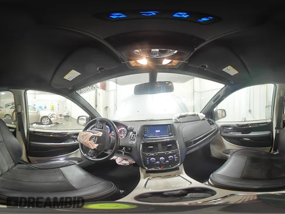 ✅ 2019 Dodge Grand Caravan SXT • VIN: 2C4RDGCGXKR641615 • Lot: 96101775. Wystawiony na Copart z przebiegiem 89 664 mil. Bezpłatny archiwum sprzedaży aukcyjnych z USA i szczegółowy raport historii pojazdu na DreamBid. Zdjęcie 16.