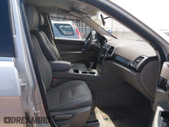 ✅ 2011 Jeep Grand Cherokee Laredo • VIN: 1J4RS4GG9BC618022 • Lot: 45224262. Wystawiony na IAAI z przebiegiem 191 187 mil. Bezpłatny archiwum sprzedaży aukcyjnych z USA i szczegółowy raport historii pojazdu na DreamBid. Zdjęcie 5.