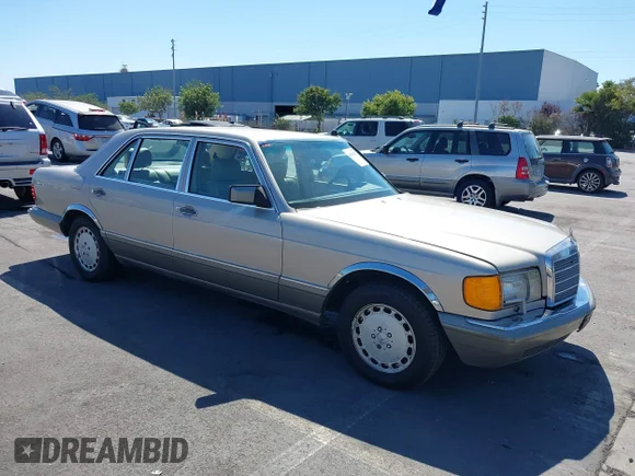 ✅ 1990 Mercedes-Benz 300 • VIN: WDBCA25D3LA536469 • Лот: 43301677. Опубликован ранее на IAAI с пробегом 117 842 миль. Бесплатный доступ к архиву аукционных продаж из США и подробный отчёт об истории автомобиля на DreamBid. Изображение 1.