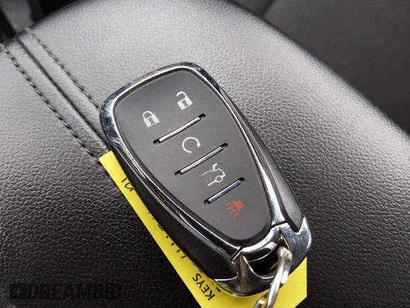 ✅ 2016 Chevrolet Malibu LT • VIN: 1G1ZE5ST0GF329116 • Lot: 44158298. Wystawiony na IAAI z przebiegiem 136 533 mil. Bezpłatny archiwum sprzedaży aukcyjnych z USA i szczegółowy raport historii pojazdu na DreamBid. Zdjęcie 11.