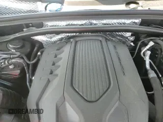 ✅ 2025 Porsche Macan • VIN: WP1AA2A57SLB03844 • Lot: 61893675. Listed on Copart with 4,240 mi. Free auction sales archive from the USA and detailed vehicle history report at DreamBid. Image 15.