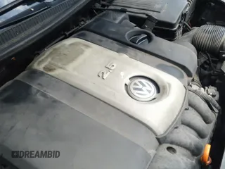 ✅ 2006 Volkswagen Rabbit • VIN: WVWCR91K36W145319 • Lot: 39652590. Listed on IAAI with 150,908 mi. Free auction sales archive from the USA and detailed vehicle history report at DreamBid. Image 17.