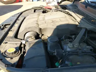 ✅ 2016 Land Rover Range Rover Supercharged • VIN: SALGS2EF4GA253143 • Lot: 43701138. Wystawiony na IAAI z przebiegiem 184 105 mil. Bezpłatny archiwum sprzedaży aukcyjnych z USA i szczegółowy raport historii pojazdu na DreamBid. Zdjęcie 19.