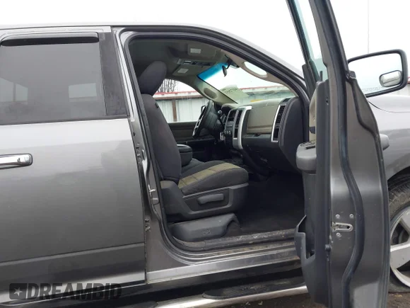 ✅ 2012 Ram 1500 Big Horn • VIN: 1C6RD7GT3CS266570 • Лот: 44172653. Опубліковано раніше на IAAI з пробігом 140 837 миль. Безкоштовний доступ до архіву аукціонних продажів зі США та докладний звіт про історію автомобіля на DreamBid. Зображення 5.