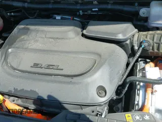 ✅ 2024 Chrysler Pacifica Hybrid Select • VIN: 2C4RC1S76RR177928 • Лот: 42489370. Опубликован ранее на IAAI с пробегом 30 130 миль. Бесплатный доступ к архиву аукционных продаж из США и подробный отчёт об истории автомобиля на DreamBid. Изображение 19.