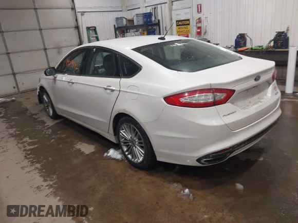 ✅ 2016 Ford Fusion SE • VIN: 3FA6P0T9XGR181382 • Lot: 44294492. Wystawiony na IAAI z przebiegiem 235 052 mil. Bezpłatny archiwum sprzedaży aukcyjnych z USA i szczegółowy raport historii pojazdu na DreamBid. Zdjęcie 3.