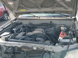 ✅ 2002 Toyota Sequoia SR5 • VIN: 5TDZT34A92S070079 • Lot: 42595959. Listed on IAAI with 282,050 mi. Free auction sales archive from the USA and detailed vehicle history report at DreamBid. Image 12.