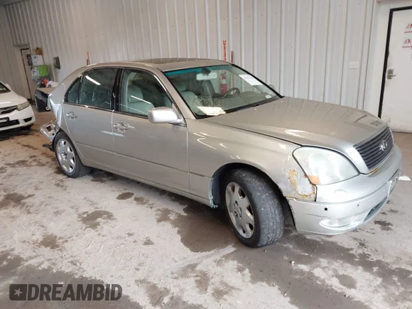 ✅ 2003 Lexus LS 430 • VIN: JTHBN30F930120267 • Lot: 45417150. Wystawiony na IAAI z przebiegiem 249 939 mil. Bezpłatny archiwum sprzedaży aukcyjnych z USA i szczegółowy raport historii pojazdu na DreamBid. Zdjęcie 1.