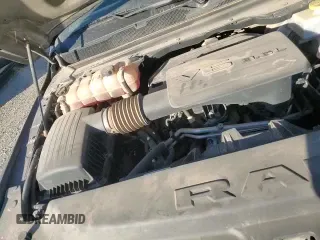 ✅ 2022 Ram 1500 Big Horn • VIN: 1C6RREFG9NN249039 • Lot: 90648445. Wystawiony na Copart z przebiegiem 76 696 mil. Bezpłatny archiwum sprzedaży aukcyjnych z USA i szczegółowy raport historii pojazdu na DreamBid. Zdjęcie 13.