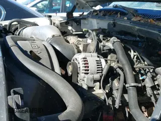 ✅ 2003 Chevrolet Tahoe Z71 • VIN: 1GNEK13Z73R138125 • Lot: 43579397. Listed on IAAI with 318,320 mi. Free auction sales archive from the USA and detailed vehicle history report at DreamBid. Image 12.