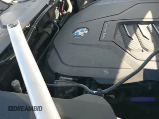 ✅ 2022 BMW X7 xDrive40i • VIN: 5UXCW2C02N9K60324 • Lot: 43681071. Wystawiony na IAAI z przebiegiem 54 502 mil. Bezpłatny archiwum sprzedaży aukcyjnych z USA i szczegółowy raport historii pojazdu na DreamBid. Zdjęcie 19.