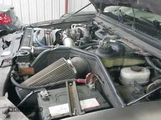 ✅ 2004 Ford Excursion Eddie Bauer • VIN: 1FMNU44P74EA37723 • Lot: 41987523. Listed on IAAI with 300,119 mi. Free auction sales archive from the USA and detailed vehicle history report at DreamBid. Image 19.