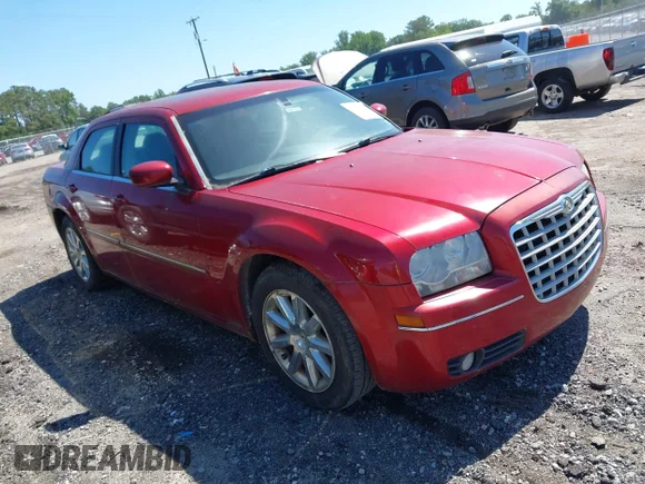 ✅ 2007 Chrysler 300 Touring • VIN: 2C3KA53G97H869315 • Lot: 45230930. Wystawiony na IAAI z przebiegiem 170 508 mil. Bezpłatny archiwum sprzedaży aukcyjnych z USA i szczegółowy raport historii pojazdu na DreamBid. Zdjęcie 1.