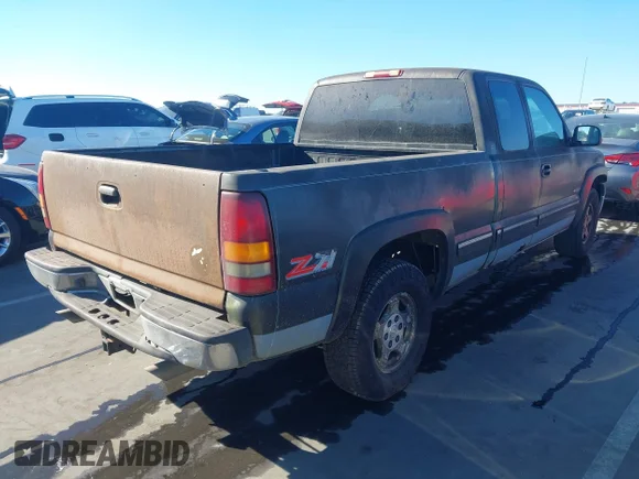 ✅ 2002 Chevrolet Silverado 1500 LT • VIN: 1GCEK19T12Z302057 • Lot: 44121614. Wystawiony na IAAI z przebiegiem 255 172 mil. Bezpłatny archiwum sprzedaży aukcyjnych z USA i szczegółowy raport historii pojazdu na DreamBid. Zdjęcie 4.