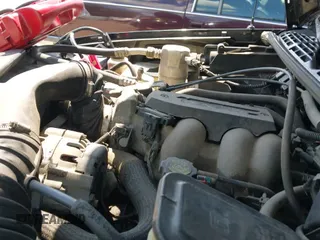 1995 Chevrolet Blazer z VIN 1GNCS13W7S2122608, wystawiony jako IAAI lot #42658439 z przebiegiem 155 640 mil mil oraz . Historia ofert i sprzedaży dostępna na DreamBid. Obrazek 19.