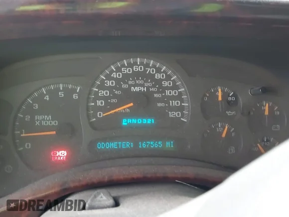 ✅ 2004 Chevrolet Silverado 2500 LS • VIN: 1GCGK23U94F125410 • Lot: 43099232. Wystawiony na IAAI z przebiegiem 167 565 mil. Bezpłatny archiwum sprzedaży aukcyjnych z USA i szczegółowy raport historii pojazdu na DreamBid. Zdjęcie 7.