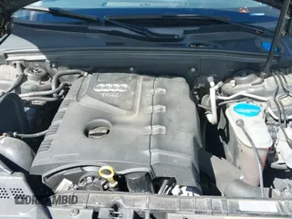 ✅ 2013 Audi A4 Premium • VIN: WAUDFAFLXDN016719 • Lot: 43087169. Wystawiony na IAAI z przebiegiem 117 153 mil. Bezpłatny archiwum sprzedaży aukcyjnych z USA i szczegółowy raport historii pojazdu na DreamBid. Zdjęcie 14.