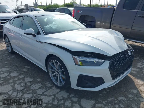 ✅ 2025 Audi A5 Sportback S line Premium • VIN: WAUDACF58SA006013 • Лот: 42108230. Опубликован ранее на IAAI с пробегом 9 538 миль. Бесплатный доступ к архиву аукционных продаж из США и подробный отчёт об истории автомобиля на DreamBid. Изображение 1.