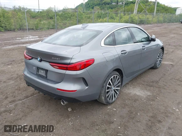 ✅ 2022 BMW 2 Series 228i xDrive • VIN: WBA73AK09N7K06793 • Лот: 45118694. Опубліковано раніше на IAAI з пробігом 51 618 миль. Безкоштовний доступ до архіву аукціонних продажів зі США та докладний звіт про історію автомобіля на DreamBid. Зображення 4.