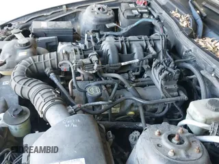 ✅ 2007 Ford Mustang Deluxe • VIN: 1ZVHT84N575330273 • Lot: 43074318. Listed on IAAI with 101,913 mi. Free auction sales archive from the USA and detailed vehicle history report at DreamBid. Image 12.