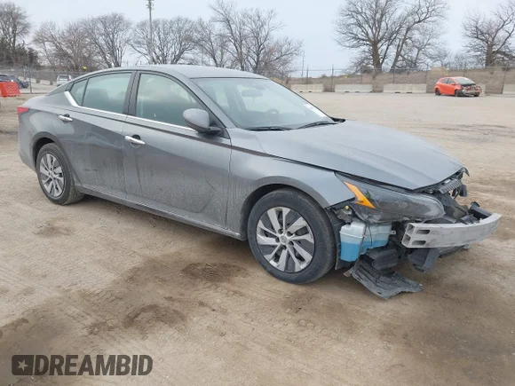 ✅ 2023 Nissan Altima S • VIN: 1N4BL4BV2PN306314 • Lot: 44452327. Wystawiony na IAAI z przebiegiem 70 566 mil. Bezpłatny archiwum sprzedaży aukcyjnych z USA i szczegółowy raport historii pojazdu na DreamBid. Zdjęcie 1.