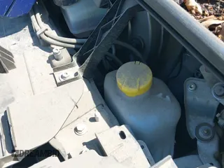 ✅ 2016 Smart fortwo Passion • VIN: WMEFJ5DA0GK061761 • Lot: 42797756. Wystawiony na IAAI z przebiegiem 27 040 mil. Bezpłatny archiwum sprzedaży aukcyjnych z USA i szczegółowy raport historii pojazdu na DreamBid. Zdjęcie 12.