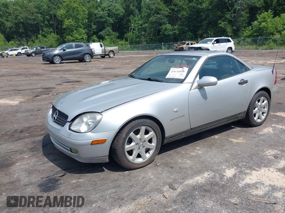 ✅ 1998 Mercedes-Benz SLK 230/320 • VIN: WDBKK47F0WF040359 • Lot: 42634930. Wystawiony na IAAI z przebiegiem 50 930 mil. Bezpłatny archiwum sprzedaży aukcyjnych z USA i szczegółowy raport historii pojazdu na DreamBid. Zdjęcie 2.