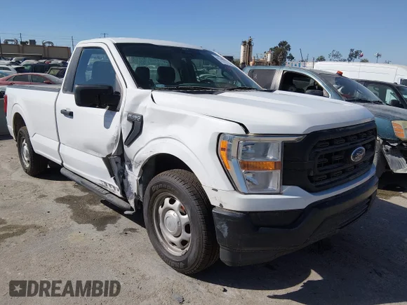 ✅ 2022 Ford F-150 XL • VIN: 1FTMF1CB6NKE63582 • Лот: 41768061. Опубликован ранее на IAAI с пробегом 137 098 миль. Бесплатный доступ к архиву аукционных продаж из США и подробный отчёт об истории автомобиля на DreamBid. Изображение 1.