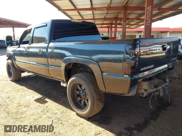✅ 2005 Chevrolet Silverado 2500HD LT • VIN: 1GCHK23245F891856 • Lot: 43461920. Wystawiony na IAAI z przebiegiem 491 456 mil. Bezpłatny archiwum sprzedaży aukcyjnych z USA i szczegółowy raport historii pojazdu na DreamBid. Zdjęcie 3.