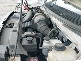 ✅ 2010 Ford Econoline Cargo Commercial • VIN: 1FTNE2EWXADA29046 • Лот: 43750658. Опубликован ранее на IAAI с пробегом 293 432 миль. Бесплатный доступ к архиву аукционных продаж из США и подробный отчёт об истории автомобиля на DreamBid. Изображение 16.