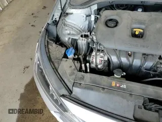 ✅ 2020 Hyundai Elantra SE • VIN: 5NPD74LF6LH556339 • Lot: 71100475. Wystawiony na Copart z przebiegiem 43 297 mil mil. Skorzystaj z bezpłatnego archiwum sprzedaży aukcyjnych z USA i zobacz szczegółowy raport historii pojazdu na DreamBid. Zdjęcie 15.