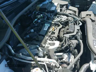 ✅ 2025 Toyota Corolla Cross L • VIN: 7MUAAAAG2SV132377 • Lot: 42864709. Wystawiony na IAAI z przebiegiem 7 286 mil. Bezpłatny archiwum sprzedaży aukcyjnych z USA i szczegółowy raport historii pojazdu na DreamBid. Zdjęcie 20.