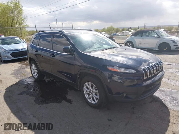 ✅ 2015 Jeep Cherokee Latitude • VIN: 1C4PJMCS9FW545877 • Lot: 44800879. Wystawiony na IAAI z przebiegiem Nie podano. Bezpłatny archiwum sprzedaży aukcyjnych z USA i szczegółowy raport historii pojazdu na DreamBid. Zdjęcie 1.