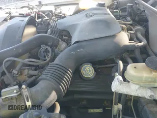 ✅ 1996 Ford Crown Victoria • VIN: 2FALP73W9TX108730 • Лот: 41572791. Опубликован ранее на IAAI с пробегом 94 531 миль. Бесплатный доступ к архиву аукционных продаж из США и подробный отчёт об истории автомобиля на DreamBid. Изображение 19.