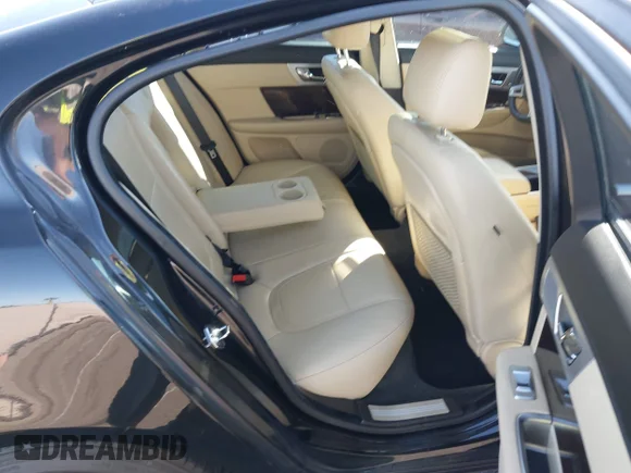 ✅ 2013 Jaguar XF V6 AWD • VIN: SAJWJ0EF1D8S94165 • Лот: 43508049. Опубликован ранее на IAAI с пробегом 39 955 миль. Бесплатный доступ к архиву аукционных продаж из США и подробный отчёт об истории автомобиля на DreamBid. Изображение 8.