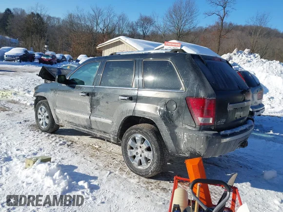 ✅ 2010 Jeep Grand Cherokee Limited • VIN: 1J4RR5GT3AC129774 • Lot: 44275203. Wystawiony na IAAI z przebiegiem 180 912 mil. Bezpłatny archiwum sprzedaży aukcyjnych z USA i szczegółowy raport historii pojazdu na DreamBid. Zdjęcie 3.