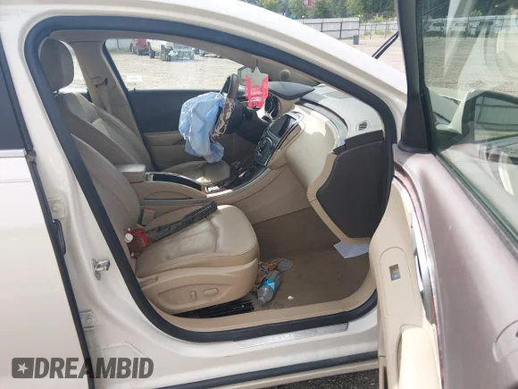 ✅ 2012 Buick LaCrosse Premium 2 • VIN: 1G4GF5E3XCF317231 • Lot: 45483566. Wystawiony na IAAI z przebiegiem 119 104 mil. Bezpłatny archiwum sprzedaży aukcyjnych z USA i szczegółowy raport historii pojazdu na DreamBid. Zdjęcie 5.