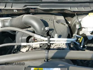 ✅ 2019 Ram 1500 SLT • VIN: 1C6RR7LT1KS689900 • Lot: 43234298. Wystawiony na IAAI z przebiegiem 55 289 mil. Bezpłatny archiwum sprzedaży aukcyjnych z USA i szczegółowy raport historii pojazdu na DreamBid. Zdjęcie 18.