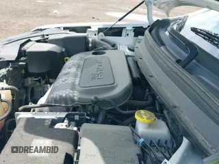 ✅ 2020 Jeep Cherokee Latitude Plus • VIN: 1C4PJLLB2LD592959 • Lot: 42491266. Wystawiony na IAAI z przebiegiem 74 609 mil. Bezpłatny archiwum sprzedaży aukcyjnych z USA i szczegółowy raport historii pojazdu na DreamBid. Zdjęcie 19.