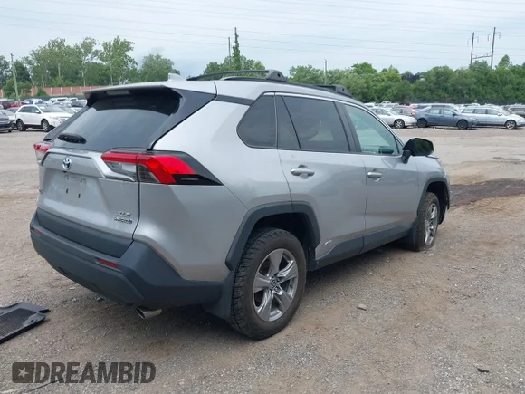 ✅ 2022 Toyota RAV4 Hybrid XLE • VIN: 4T3RWRFVXNU052624 • Лот: 45445302. Опубликован ранее на IAAI с пробегом 82 098 миль. Бесплатный доступ к архиву аукционных продаж из США и подробный отчёт об истории автомобиля на DreamBid. Изображение 4.