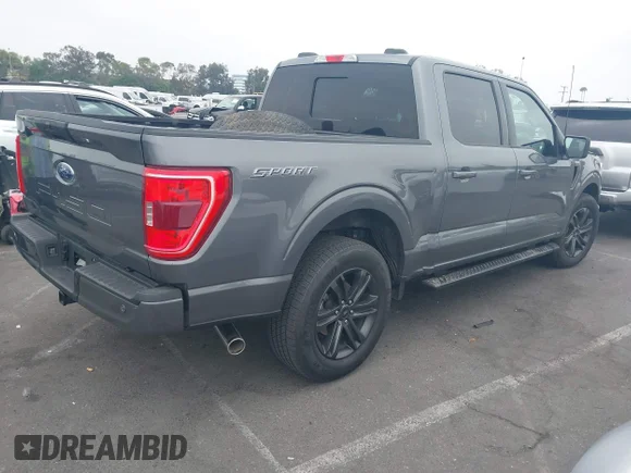 ✅ 2022 Ford F-150 XL • VIN: 1FTEW1C55NKE24089 • Lot: 42998057. Wystawiony na IAAI z przebiegiem 26 318 mil. Bezpłatny archiwum sprzedaży aukcyjnych z USA i szczegółowy raport historii pojazdu na DreamBid. Zdjęcie 4.