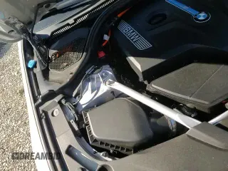 ✅ 2019 BMW 5 Series 530e xDrive • VIN: WBAJB1C56KB376380 • Лот: 85589735. Опубликован ранее на Copart с пробегом 69 754 миль. Бесплатный доступ к архиву аукционных продаж из США и подробный отчёт об истории автомобиля на DreamBid. Изображение 13.