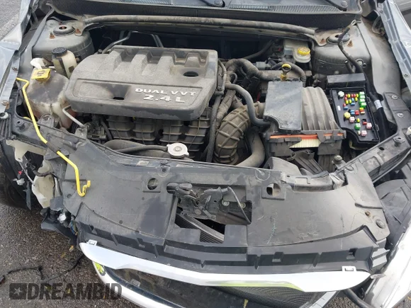 ✅ 2013 Chrysler 200 Touring • VIN: 1C3CCBBB9DN557968 • Lot: 43718912. Listed on IAAI with Not provided. Free auction sales archive from the USA and detailed vehicle history report at DreamBid. Image 10.